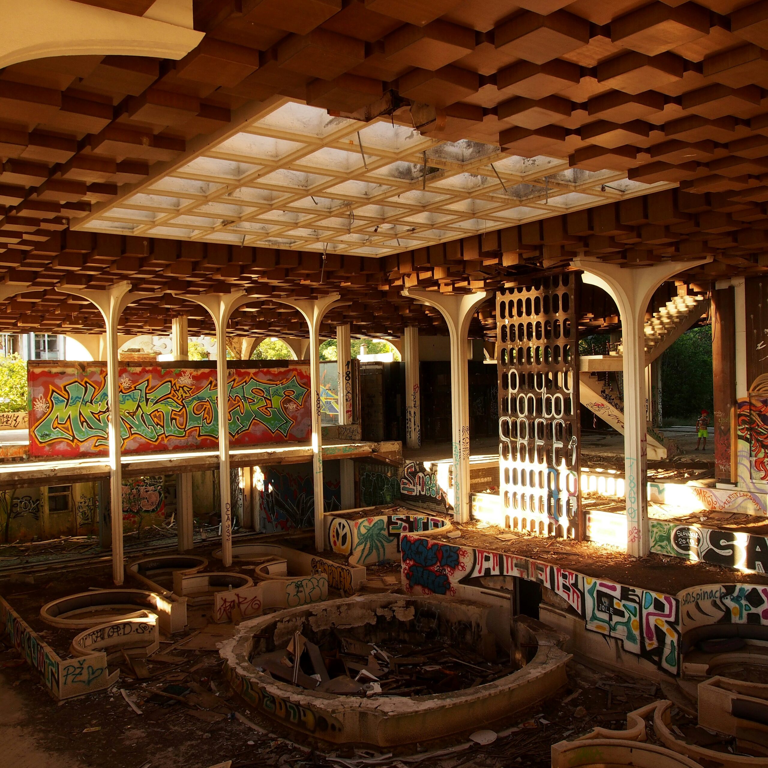 sarka-hykova--S3312USIg0-unsplash